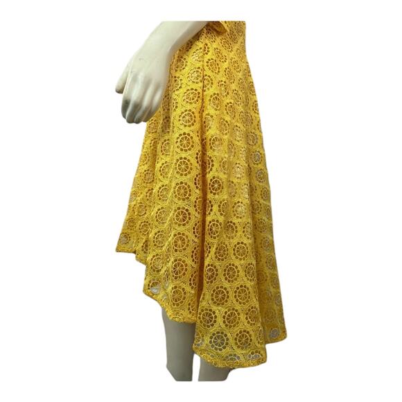 Beautiful Yellow Crocheted high low cold shoulder key hole dress size large - Picture 9 of 11